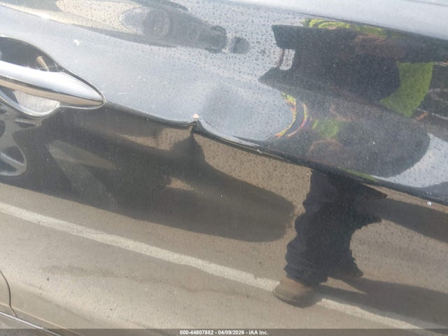 HYUNDAI ELANTRA LIMITED - 6