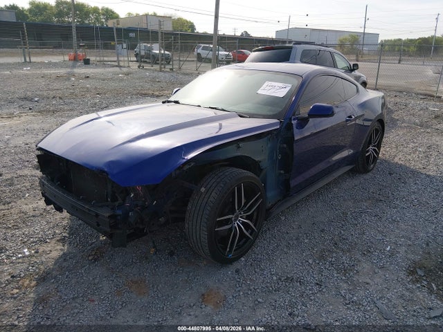 FORD MUSTANG V6 - 2
