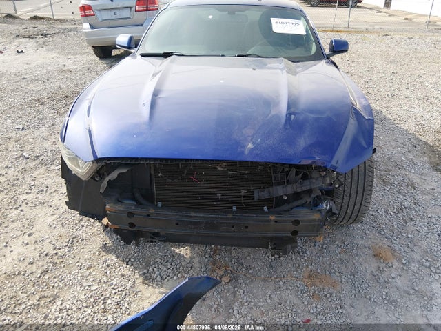 FORD MUSTANG V6 - 6