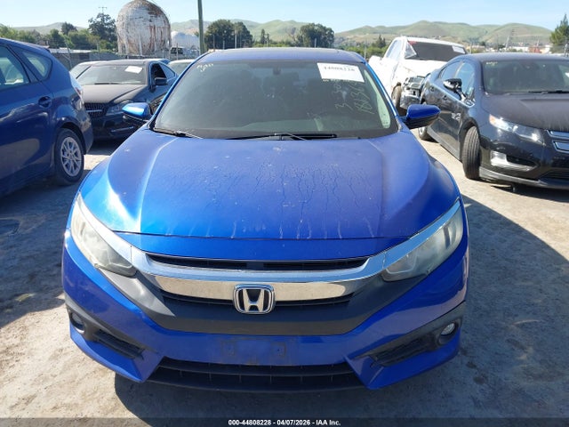 2018 HONDA CIVIC EX-T 12