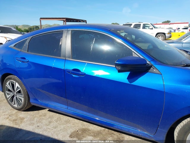 2018 HONDA CIVIC EX-T 13