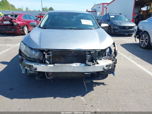 صورة مصغرة 12 لـ 2019 Honda CIVIC LX