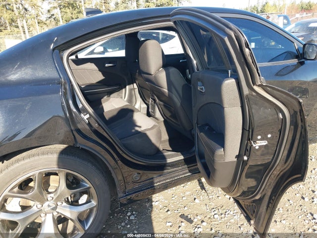 DODGE CHARGER SXT - 8