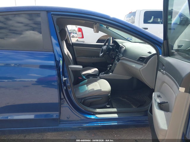 HYUNDAI ELANTRA SEL - 5