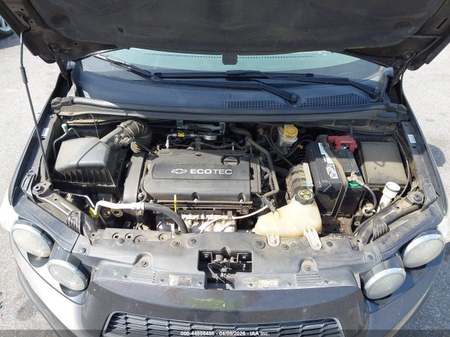 CHEVROLET SONIC LT AUTO - 10