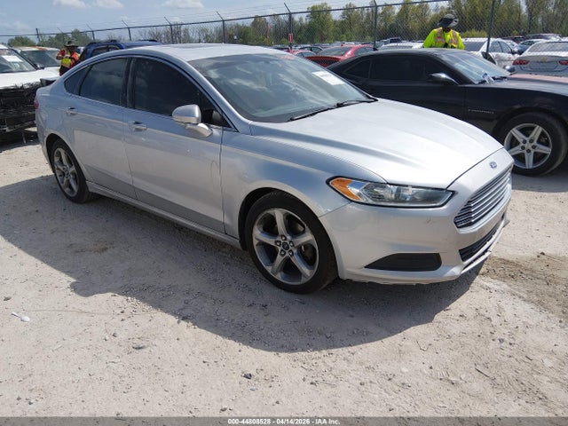 FORD FUSION SE - 1