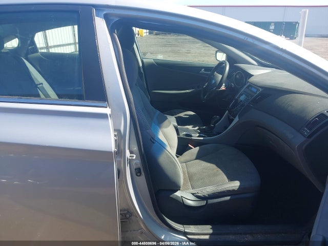 HYUNDAI SONATA GLS - 5