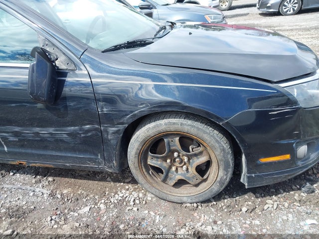 FORD FUSION SE - 6