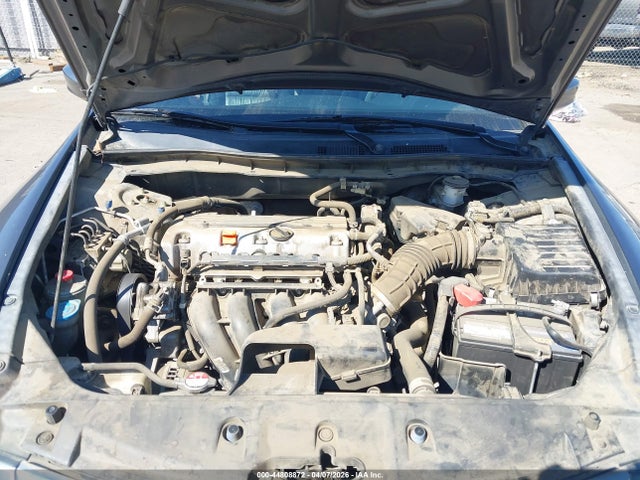 HONDA ACCORD 2.4 SE - 10