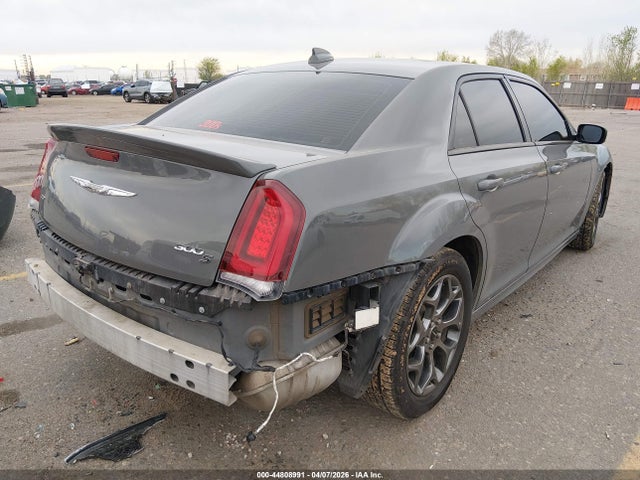 2017 Chrysler 300 照片 4