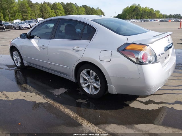 صورة 3 لـ 2011 Nissan ALTIMA 3.5 SR