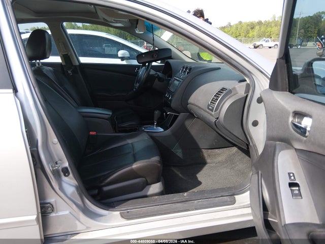 صورة 5 لـ 2011 Nissan ALTIMA 3.5 SR