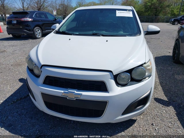 CHEVROLET SONIC - 6