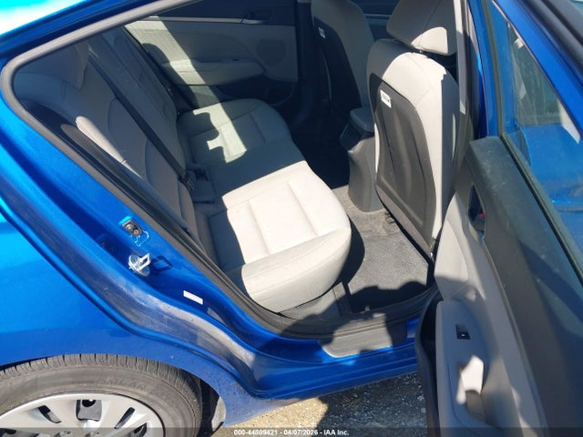 HYUNDAI ELANTRA SE - 8