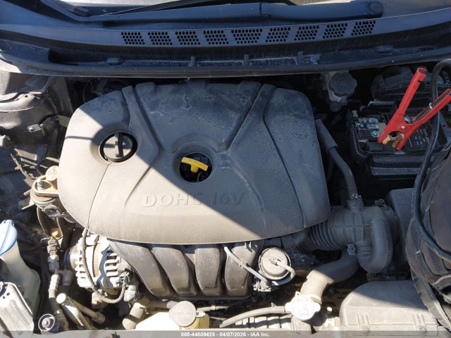 HYUNDAI ELANTRA SE - 10