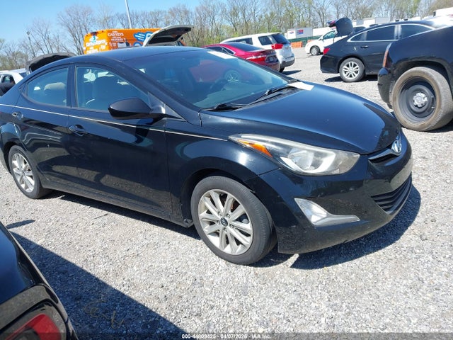 HYUNDAI ELANTRA SE - 1