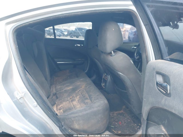 DODGE CHARGER SE - 8