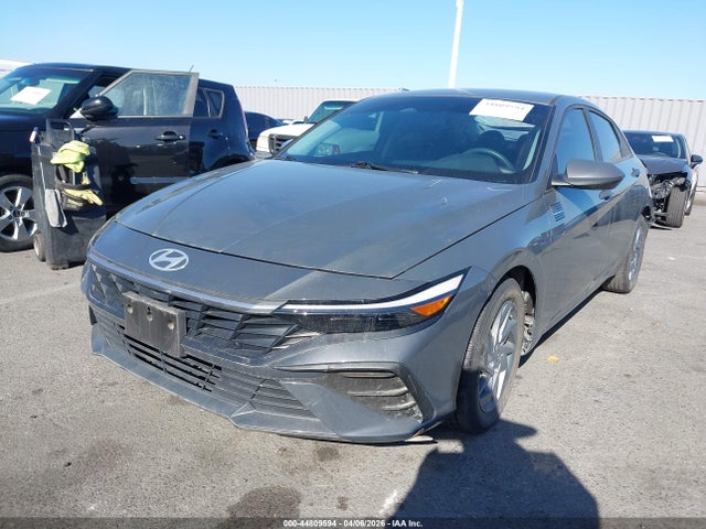2024 Hyundai ELANTRA SEL 照片 2