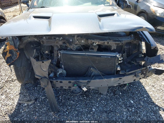 DODGE CHALLENGER - 6