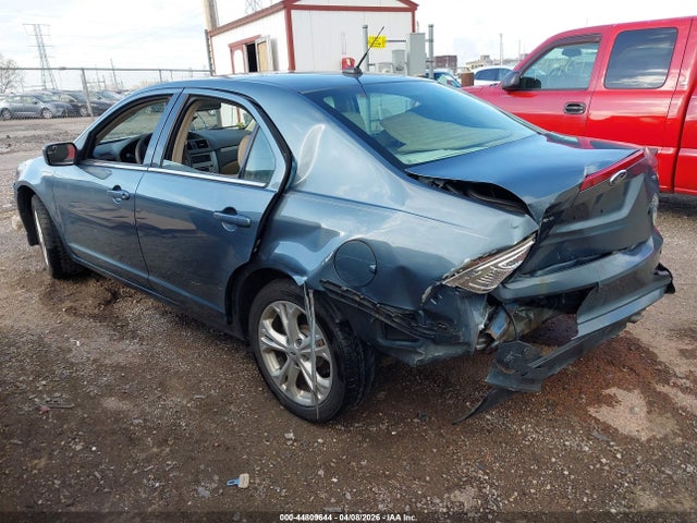 FORD FUSION SE - 3