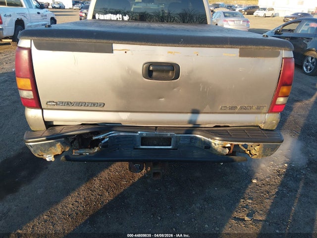 CHEVROLET SILVERADO 1500 LS - 6