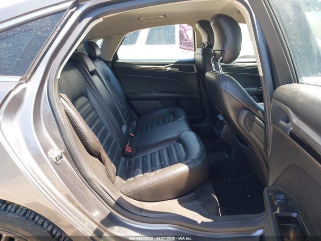 FORD FUSION SE - 8