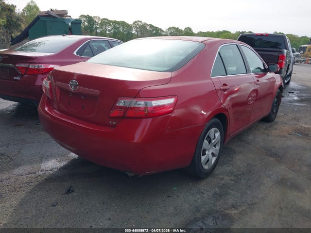 TOYOTA CAMRY - 4