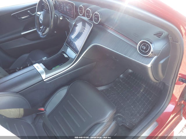 صورة 5 لـ 2023 Mercedes-BENZ C 300 4MATIC