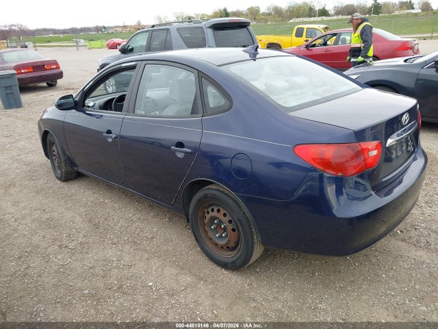 HYUNDAI ELANTRA GLS - 3