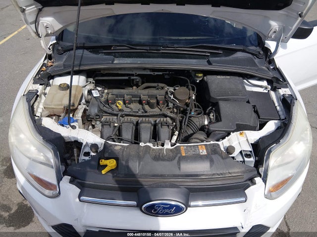 FORD FOCUS S - 10