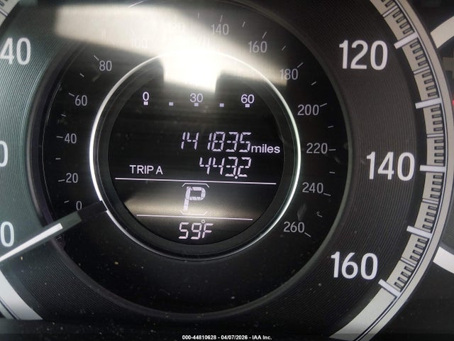 2016 Honda ACCORD LX — миниатюра 16