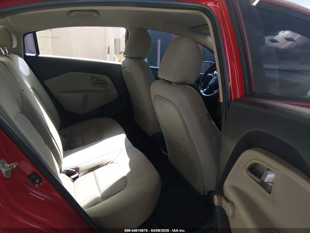 KIA RIO LX - 8