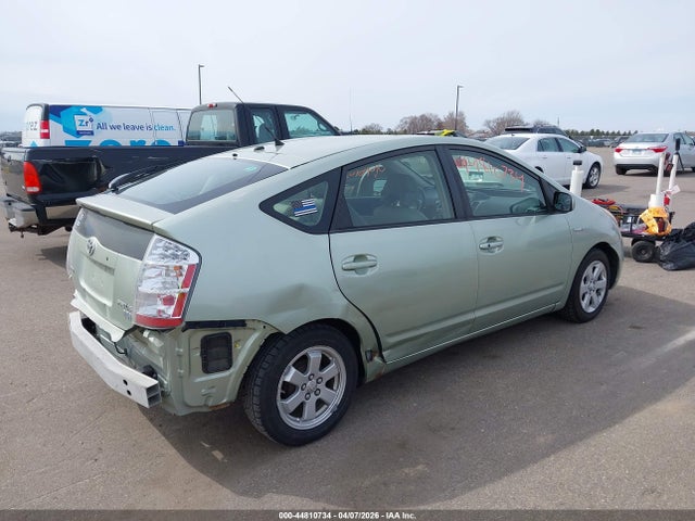 TOYOTA PRIUS - 4