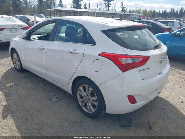 HYUNDAI ELANTRA GT - 3