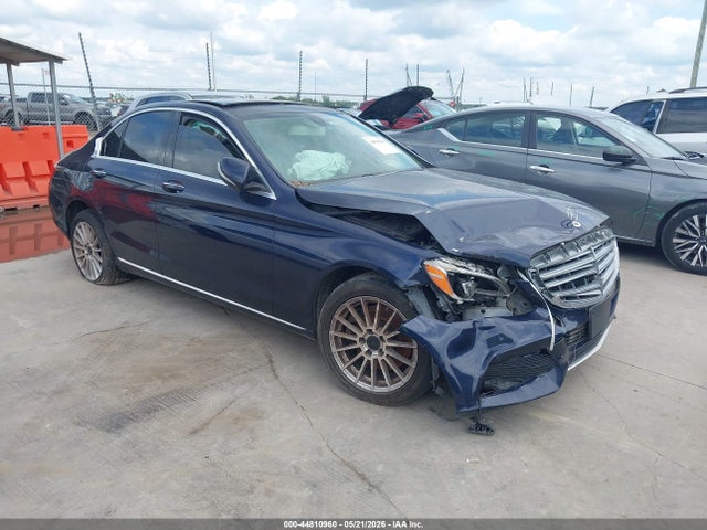 2015 MERCEDES-BENZ C 300 LUXURY 4MATIC