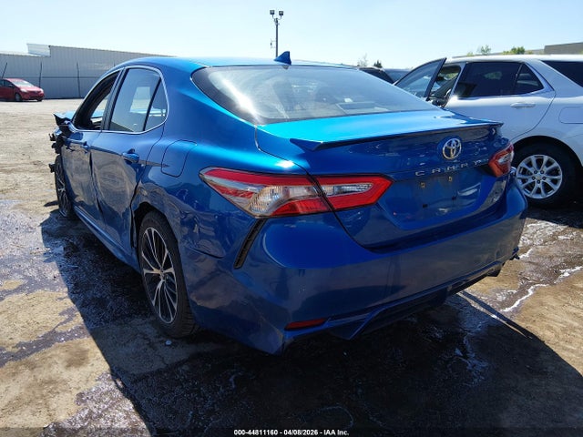 2019 TOYOTA CAMRY SE 3