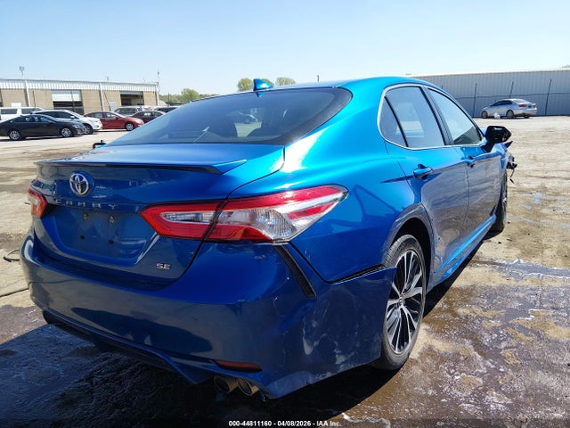 2019 TOYOTA CAMRY SE 4