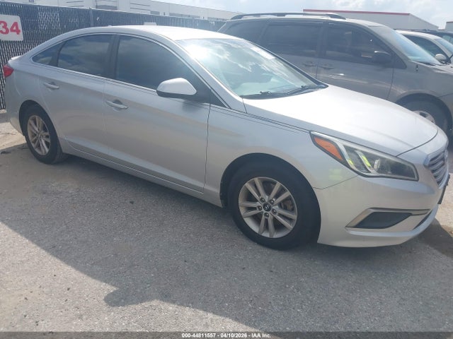 HYUNDAI SONATA SE - 1