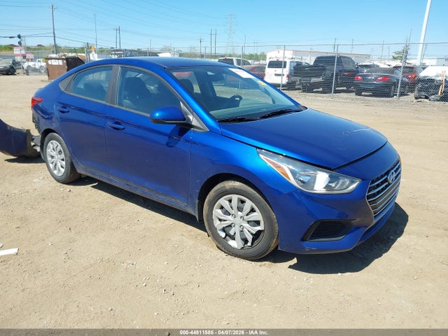 HYUNDAI ACCENT SE - 1