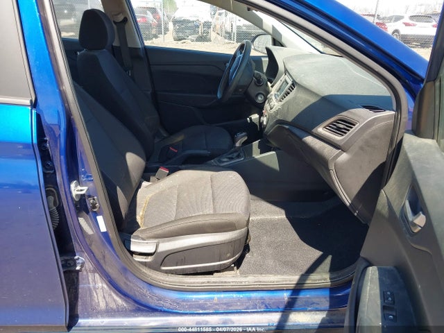 HYUNDAI ACCENT SE - 5