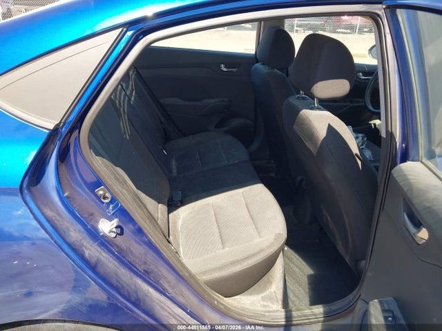 HYUNDAI ACCENT SE - 8