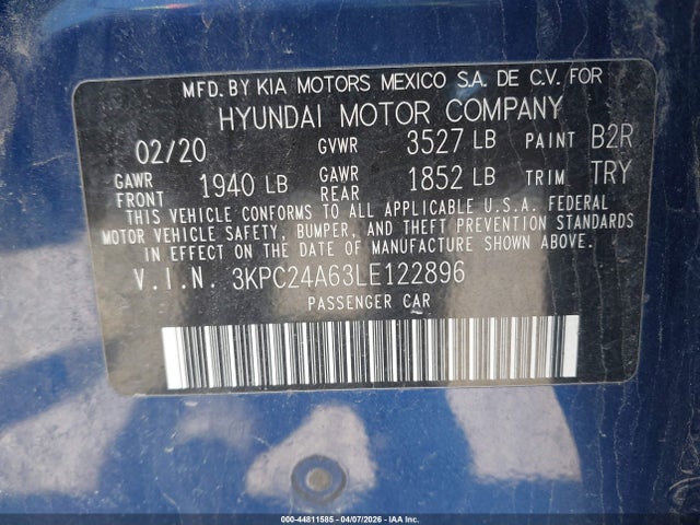 HYUNDAI ACCENT SE - 9