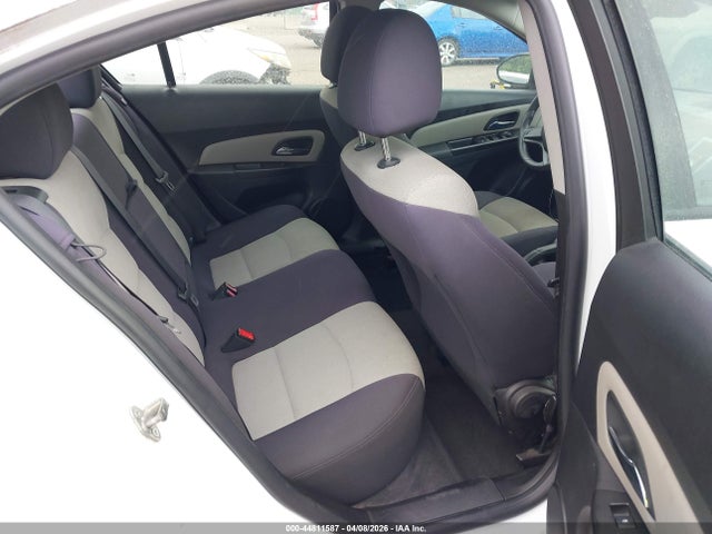 CHEVROLET CRUZE LS AUTO - 8