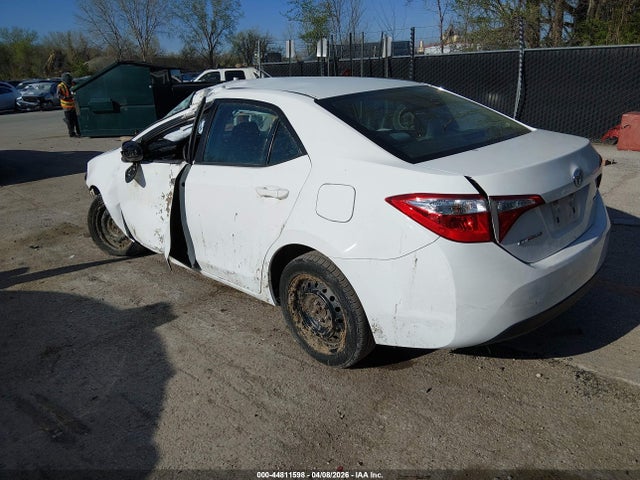 2015 Toyota COROLLA LE — фото 3