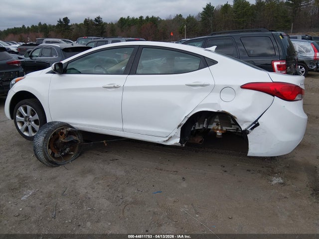 HYUNDAI ELANTRA LIMITED - 6