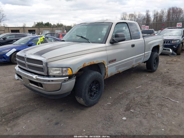 DODGE RAM 2500 ST - 2