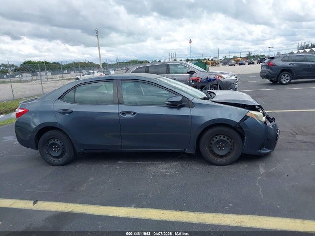 2016 Toyota COROLLA S — миниатюра 13