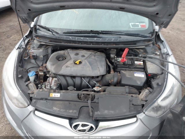 HYUNDAI ELANTRA SE - 10