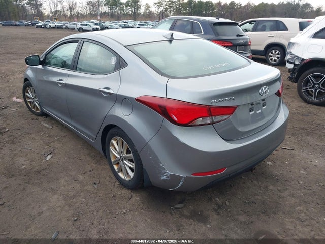 HYUNDAI ELANTRA SE - 6