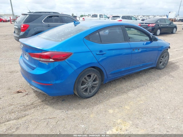 صورة 4 لـ 2017 Hyundai ELANTRA SE